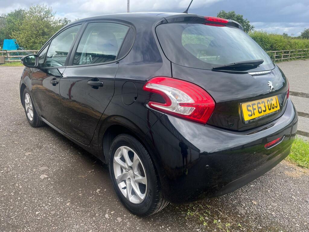 Peugeot 208 1.2 Vti Access Blue #3