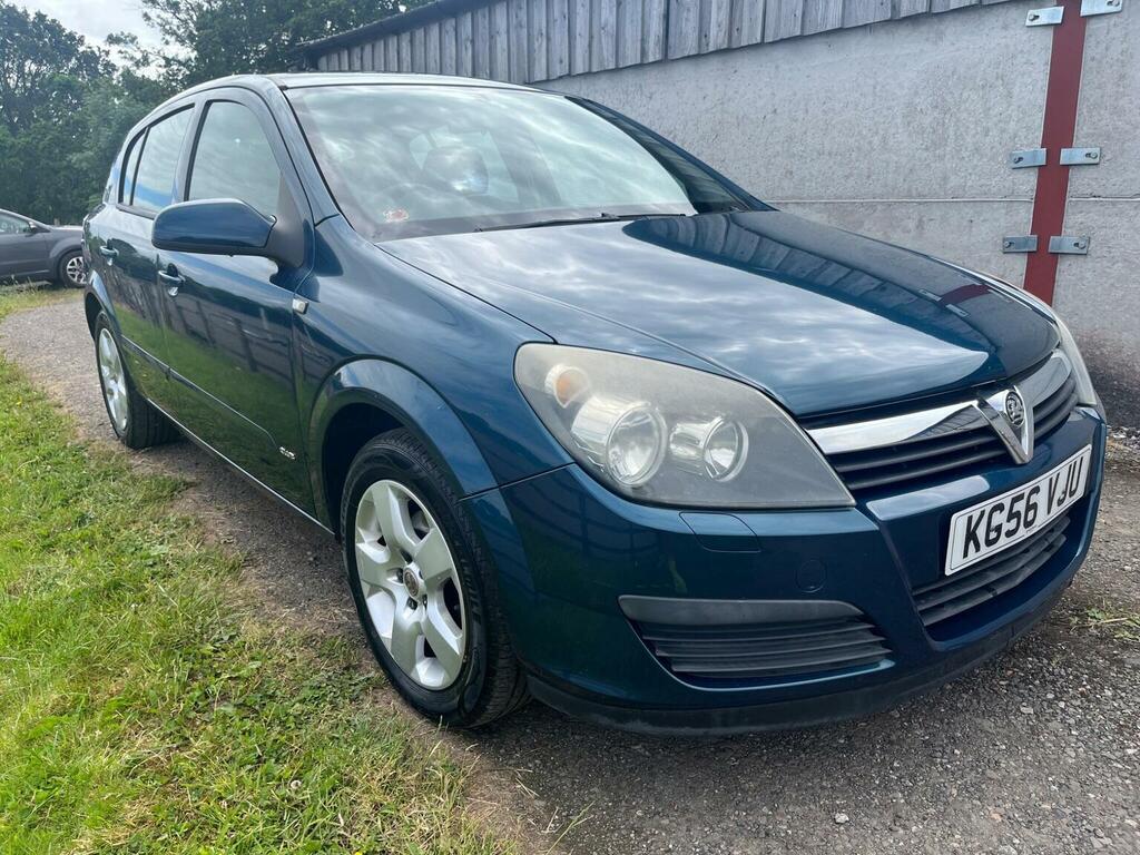 Vauxhall Astra 1.8I 16V Design Black #1