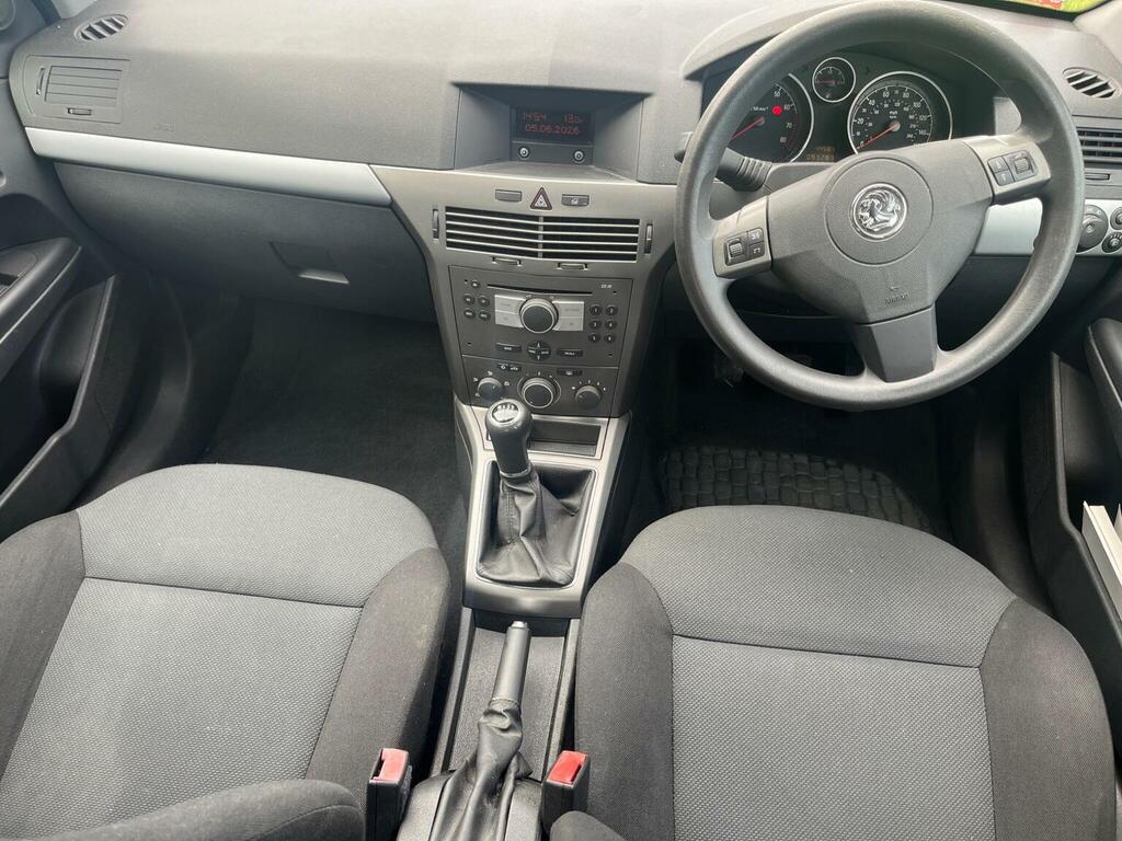 Vauxhall Astra 1.8I 16V Design Black #7