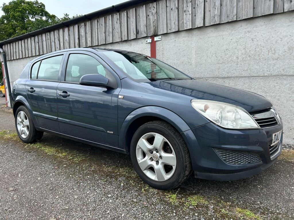 Vauxhall Astra Hatchback Black #6