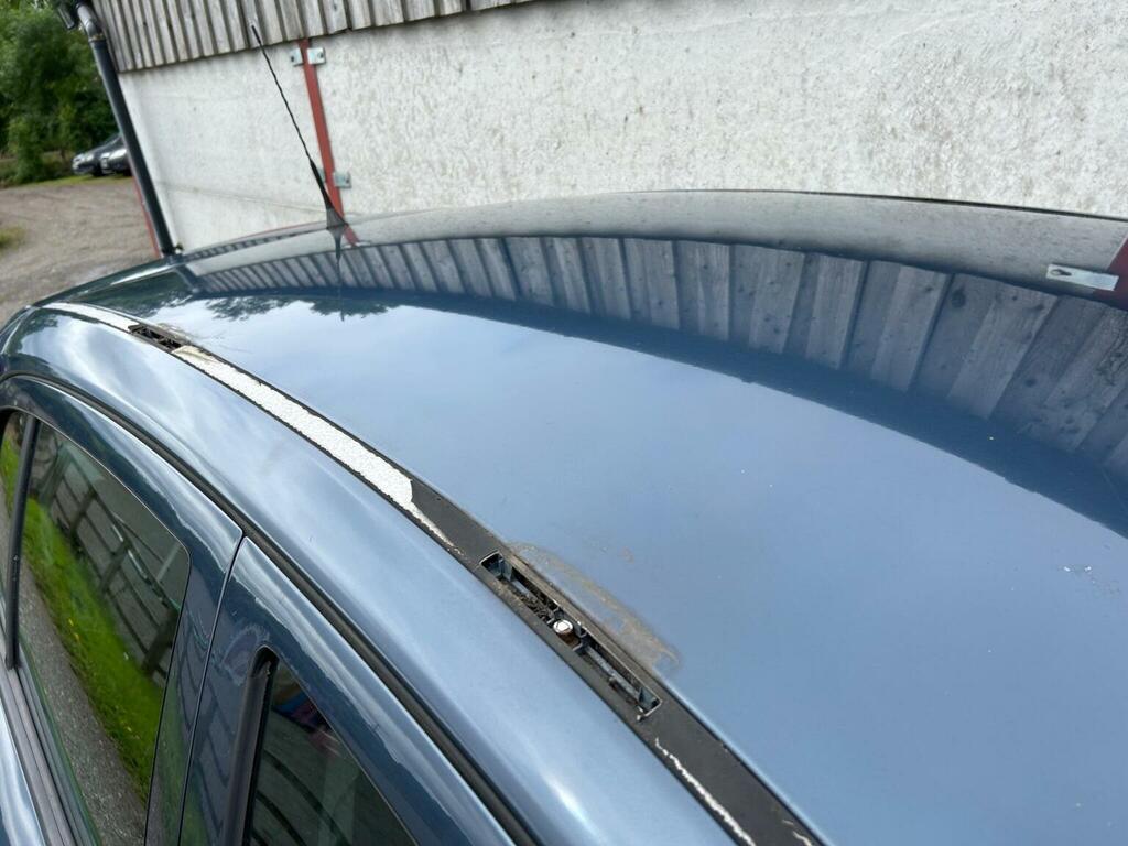 Vauxhall Astra Hatchback Black #9