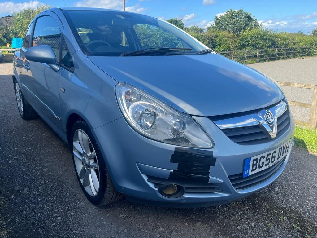 Vauxhall Corsa Design 16V 1.4 Blue #1
