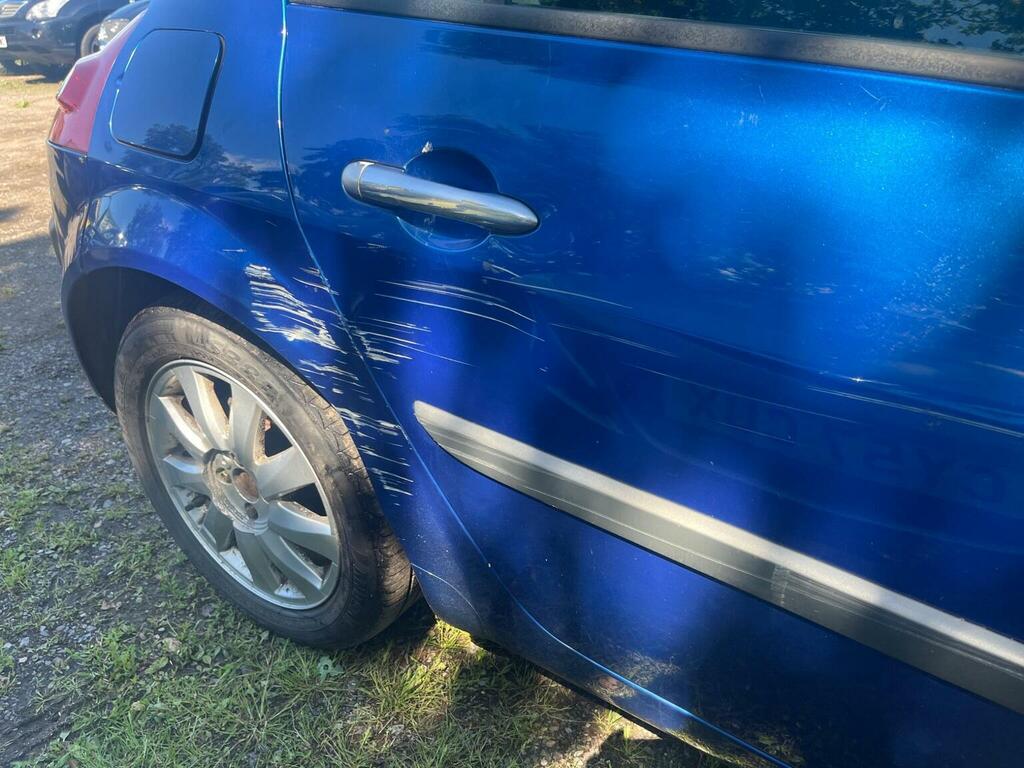 Renault Megane 1.5 Dci Dynamique Blue #5