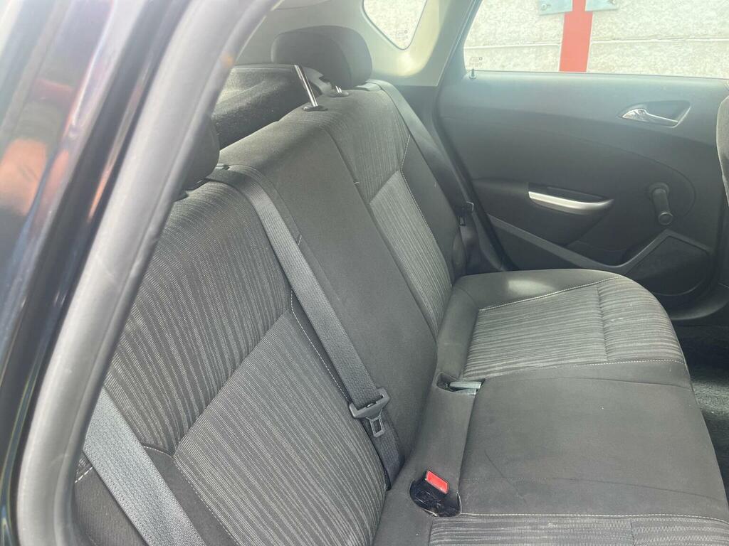Vauxhall Astra 1.4 Sri 88 White #9