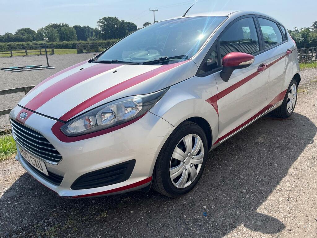 Ford Fiesta 1.5 Tdci Style Euro 5 201313 Silver #2