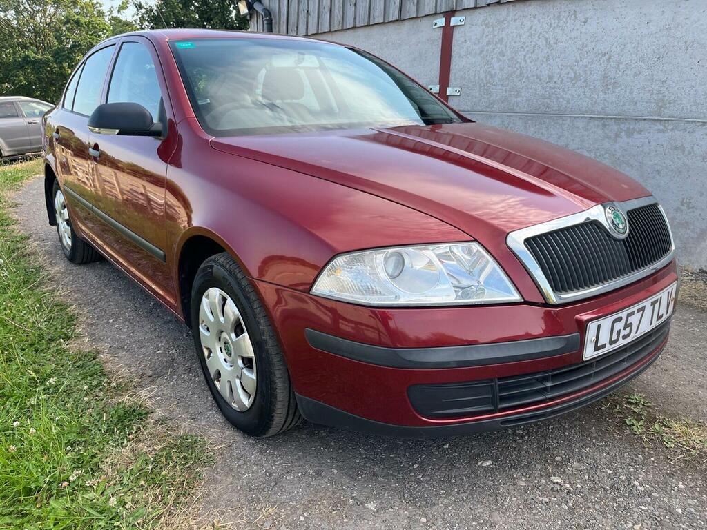 Skoda Octavia 1.6 Fsi Classic Euro 4 Red