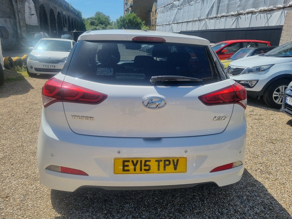 Hyundai I20 Hatchback 1.4 Crdi Premium 2015 White #5