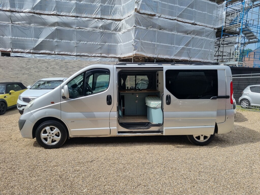 Vauxhall Vivaro 2700 Cdti P V White #13
