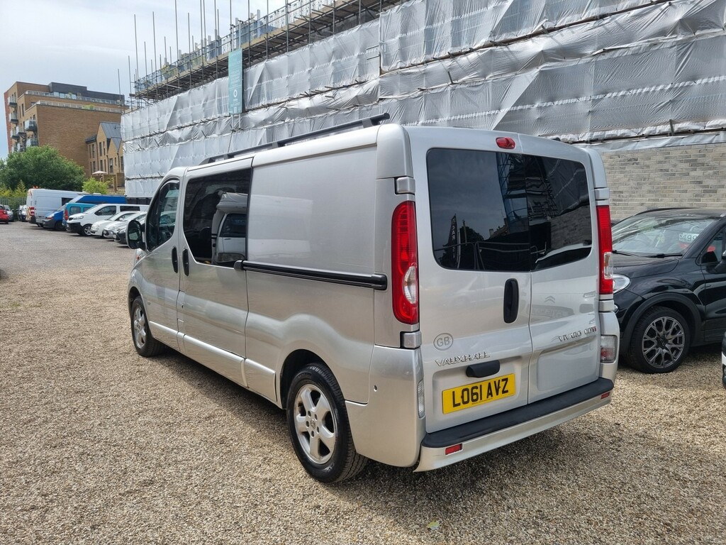 Vauxhall Vivaro 2700 Cdti P V White #4