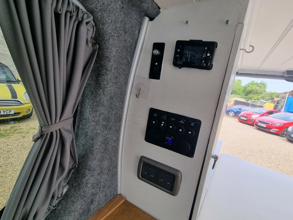 Vauxhall Vivaro 2700 Cdti P V White #25
