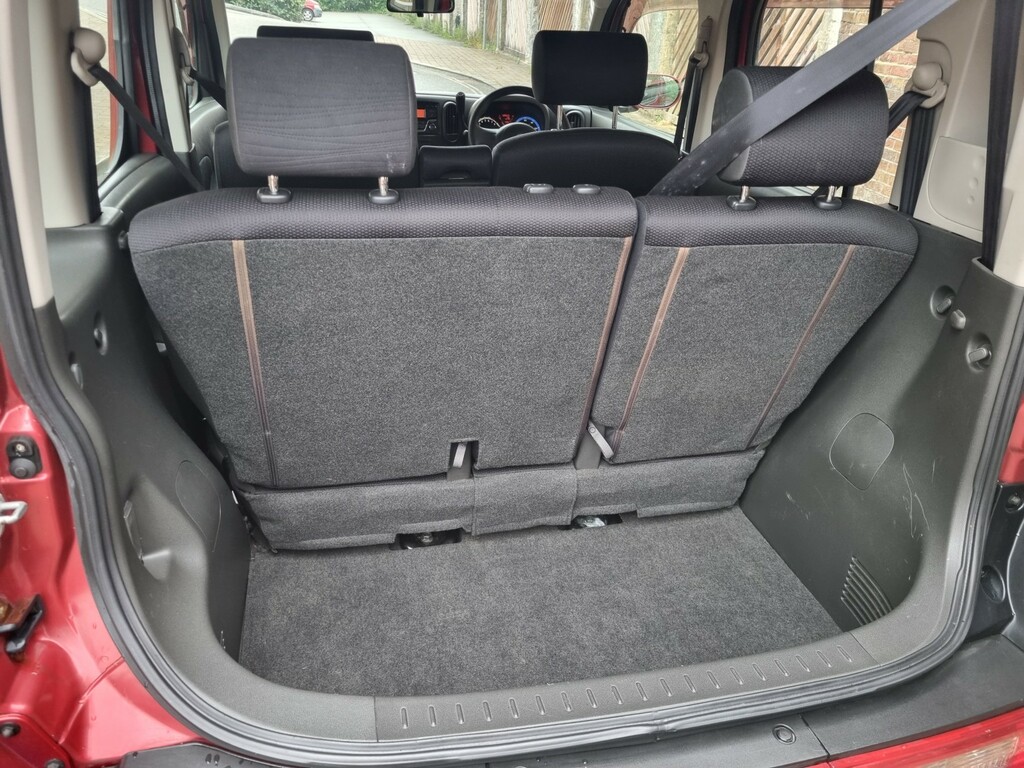 Nissan Cube Hatchback Rider 1.4 200919 White #9