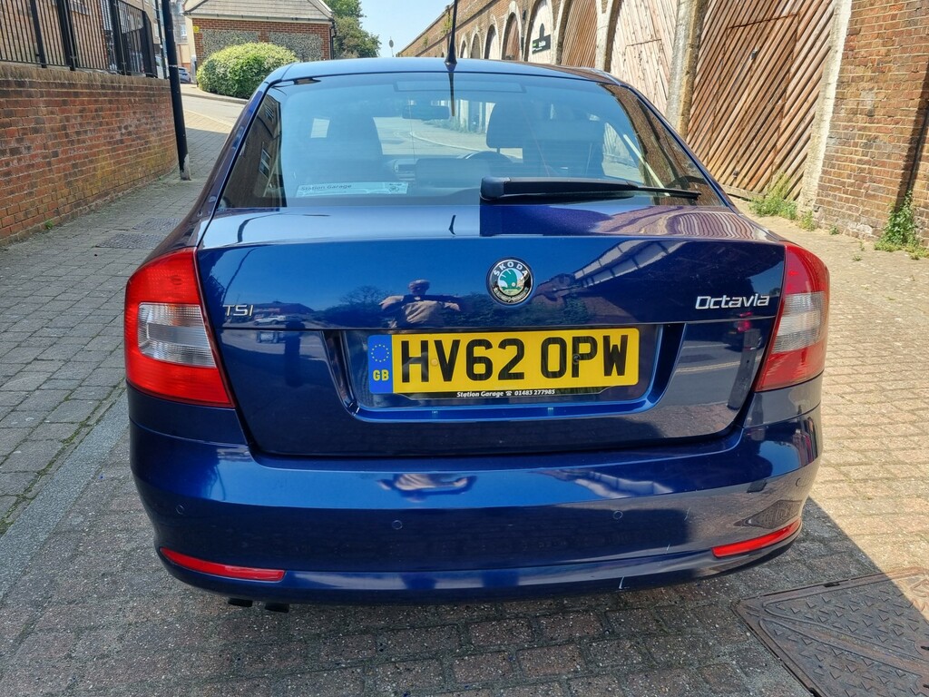 Skoda Octavia Hatchback 1.4 Tsi Elegance 2012 Blue #5