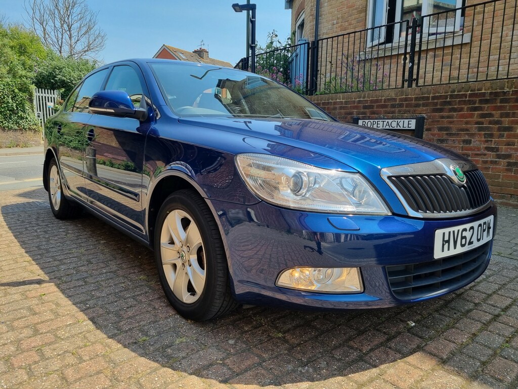 Skoda Octavia Hatchback 1.4 Tsi Elegance 2012 Blue