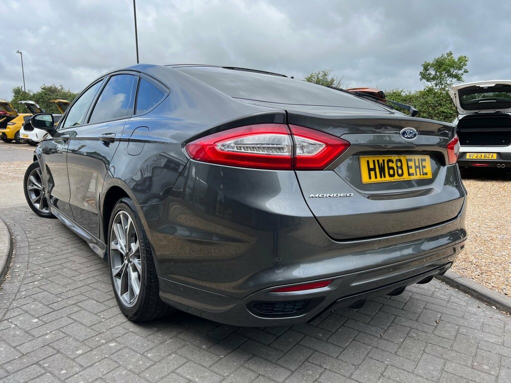 Ford Mondeo St-line 2.0 Tdci 150Ps Grey #4