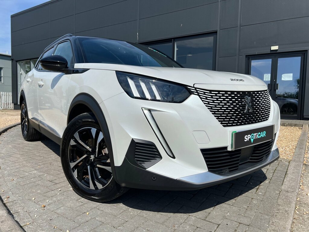 Peugeot e-2008 Gt 50Kw Ev136 White