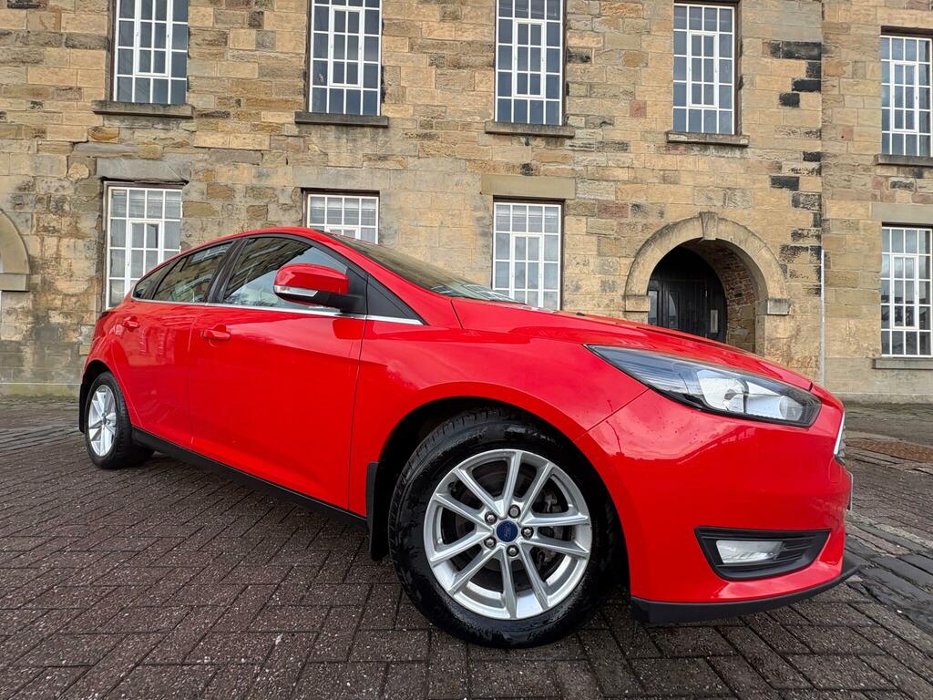 Ford Focus 1.5 Tdci Zetec Euro 6 Ss SN17ZZO Red #3