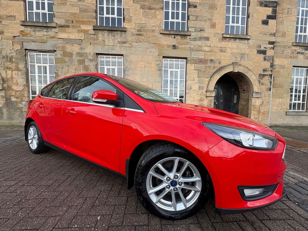 Ford Focus 1.5 Tdci Zetec Euro 6 Ss SN17ZZO Red #2