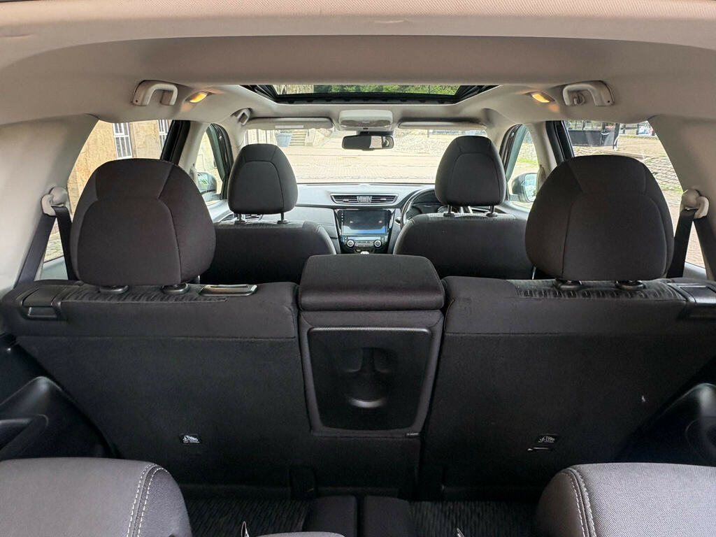 Nissan X-Trail Tekna Grey #28
