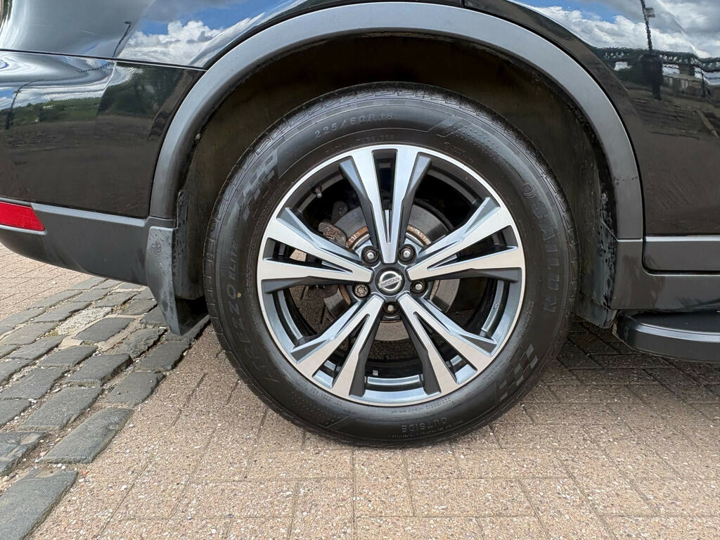 Nissan X-Trail Tekna Grey #25