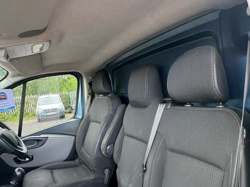 Renault Trafic 1.6 Dci 27 Sport Grey #8