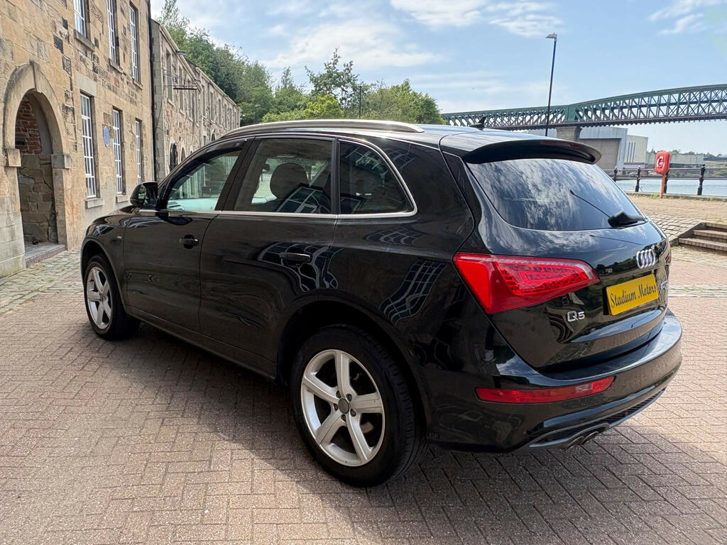Audi Q5 2.0 Tdi Quattro Dpf S Line 168 Bhp Black #22