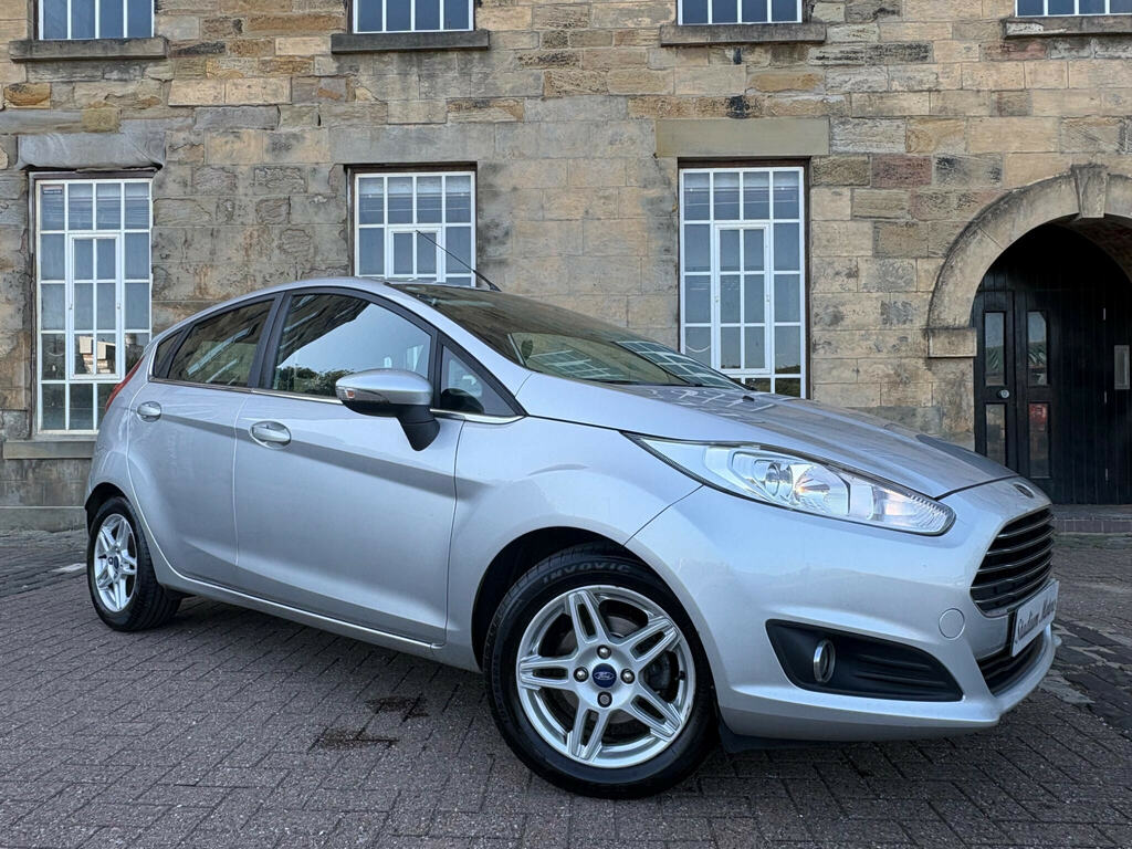 Ford Fiesta 1.25 Zetec Euro 5 Silver