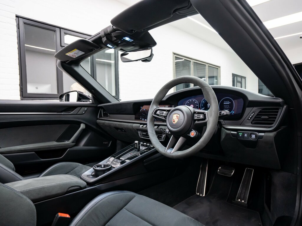 Porsche 911 3.6 T-hybrid 992 Carrera 4 Gts Convertible Pet FG26ABN Grey #6