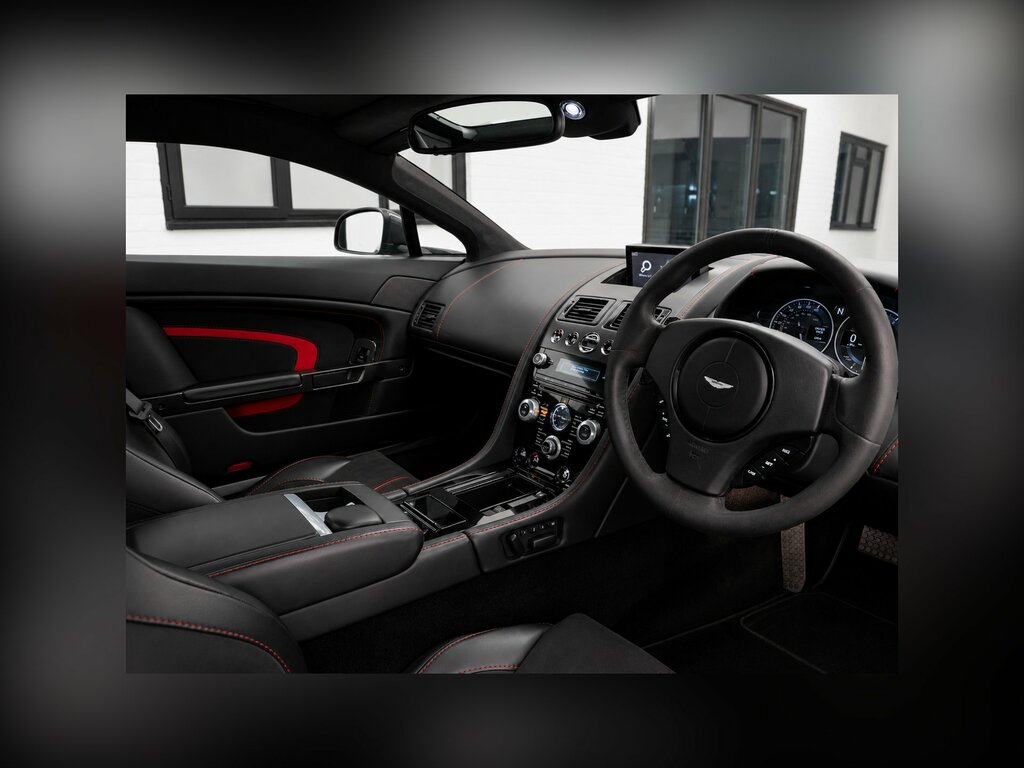 Aston Martin Vantage S White #22