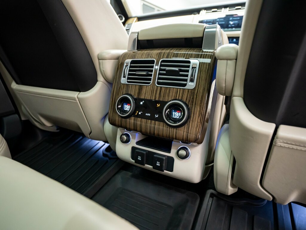 Land Rover Range Rover Range Rover Vogue P400e Blue #58