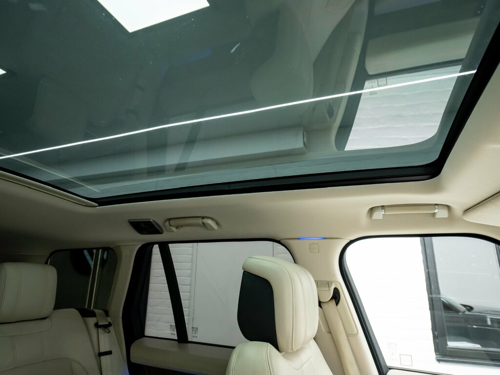 Land Rover Range Rover Range Rover Vogue P400e Blue #57