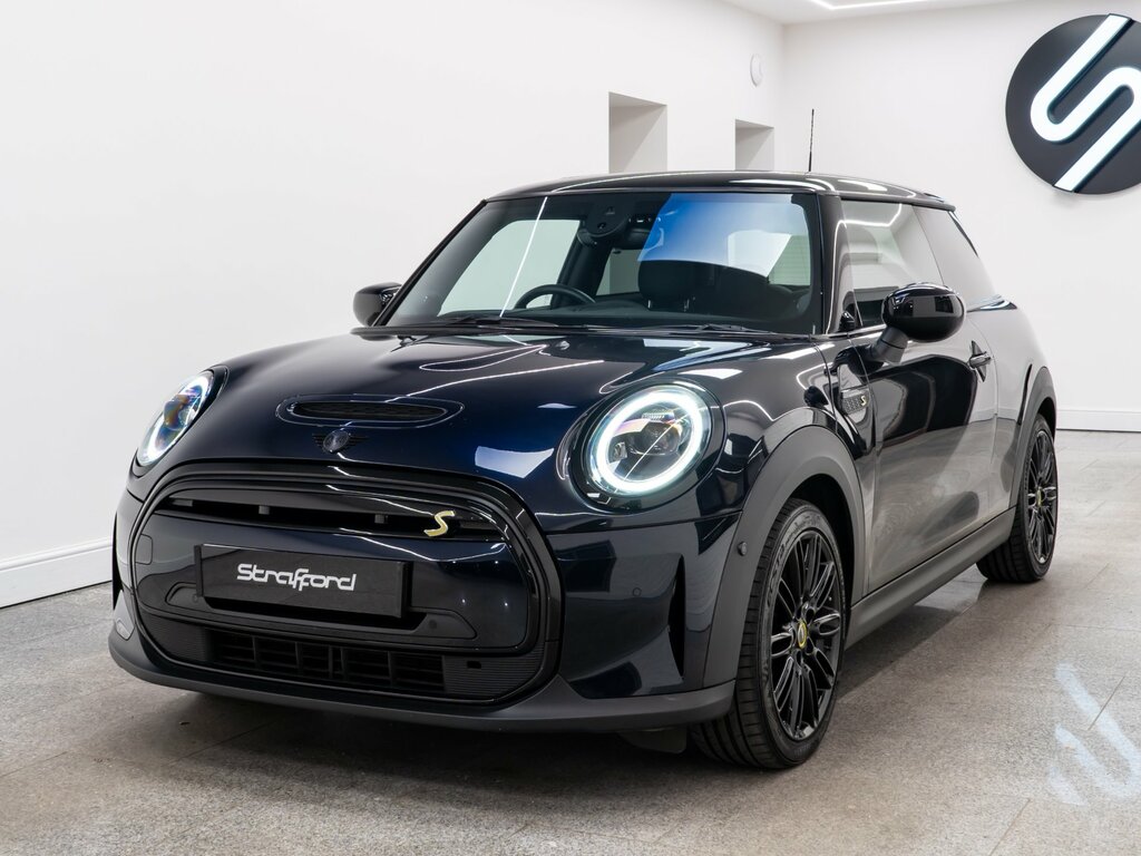 Mini Hatch Cooper Se 32.6Kwh Level 3 Hatchback A WN71HCA Black