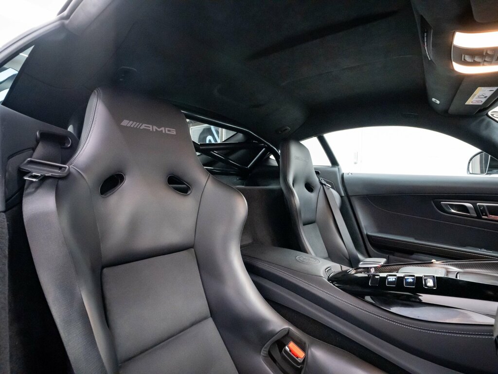 Mercedes-Benz AMG GT Coupe Blue #9