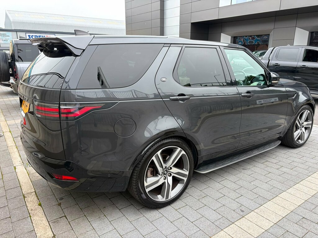 Land Rover Discovery 3.0 D300 Mhev R-dynamic Hse Suv 4W Grey #4