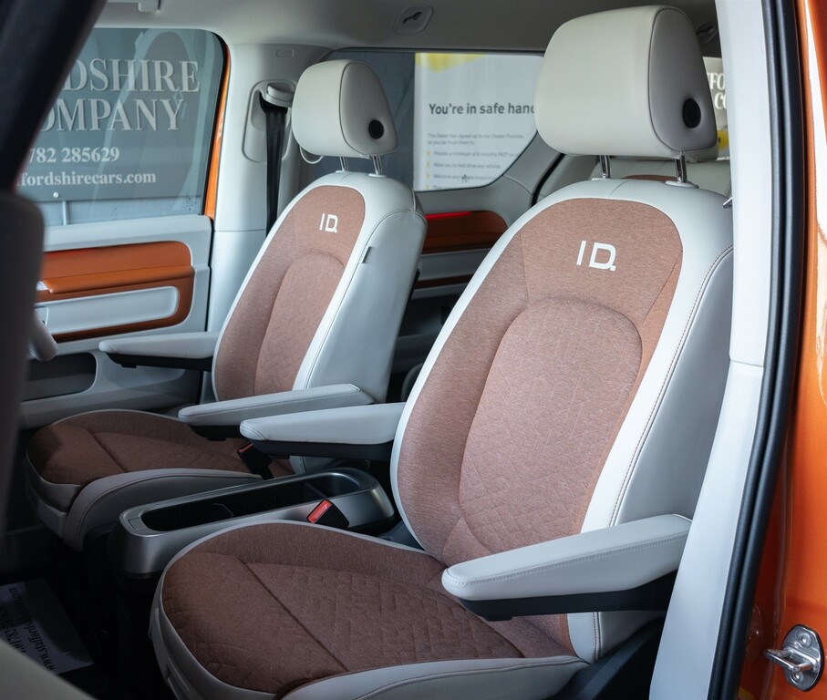 Volkswagen  Id Buzz Life Green #30