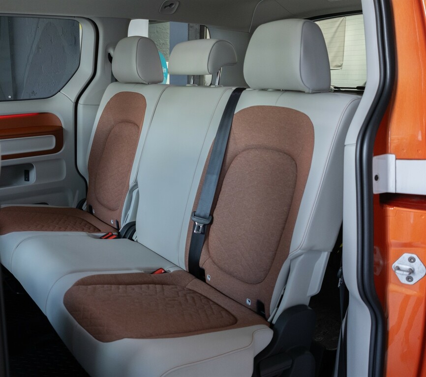 Volkswagen  Id Buzz Life Green #41