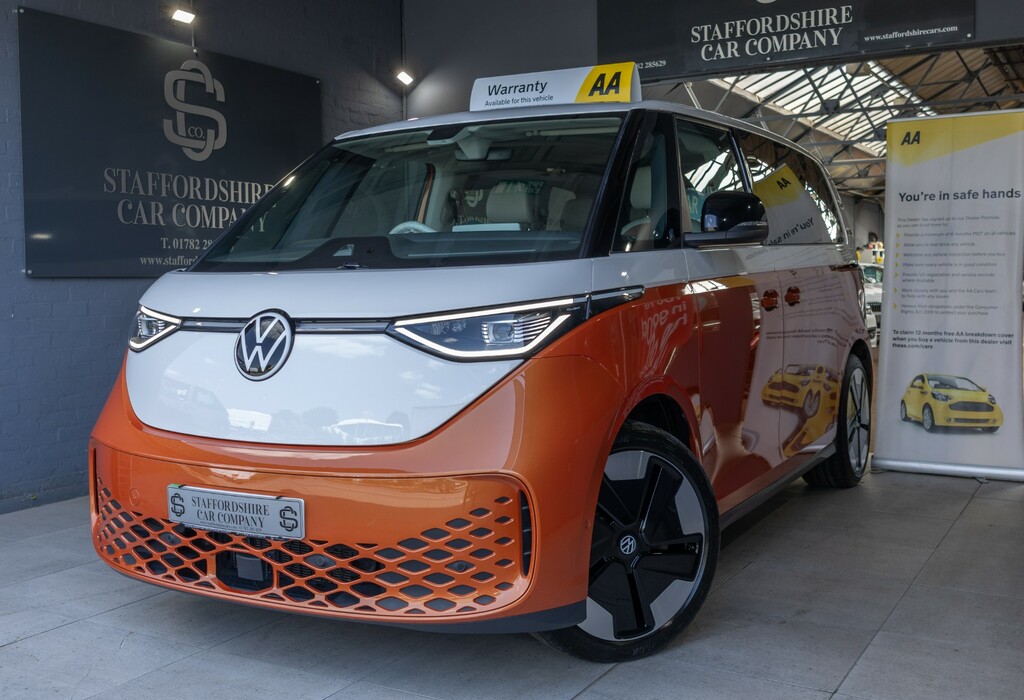 Volkswagen  Id Buzz Life Green #3