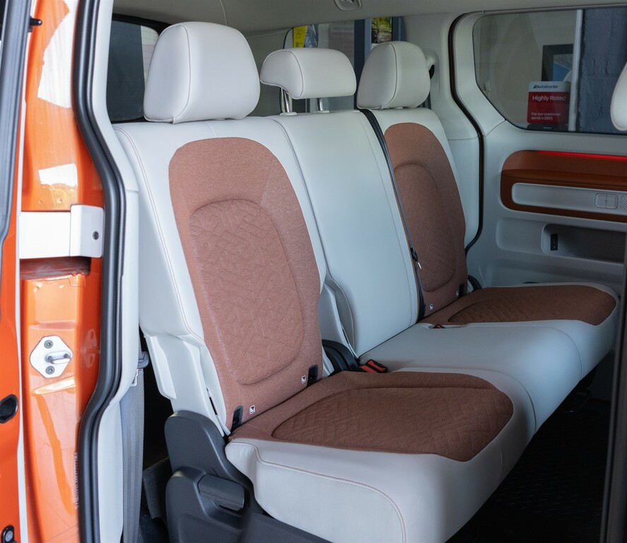 Volkswagen  Id Buzz Life Green #28