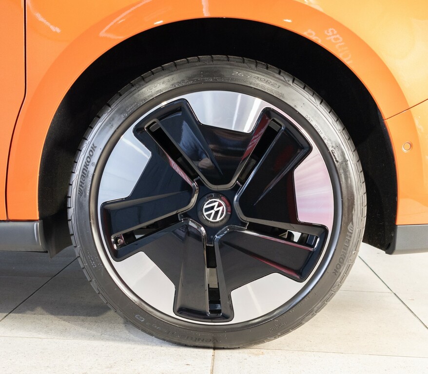Volkswagen  Id Buzz Life Green #58