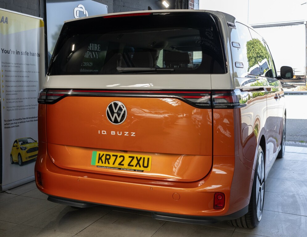 Volkswagen  Id Buzz Life Green #12