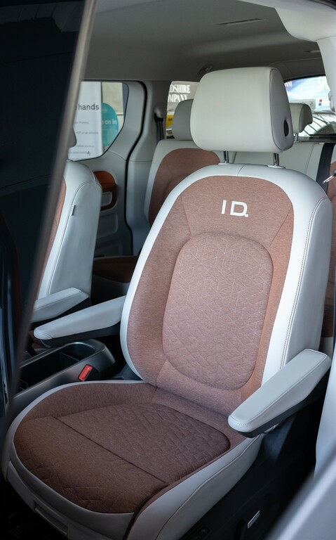 Volkswagen  Id Buzz Life Green #31