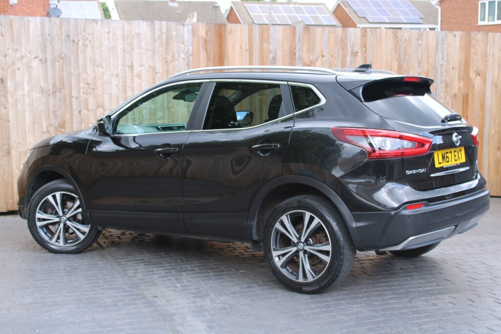 Nissan Qashqai 1.2 Dig-t N-connecta Black #4