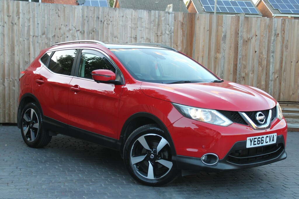 Nissan Qashqai 1.2 Dig-t N-connecta Red #2