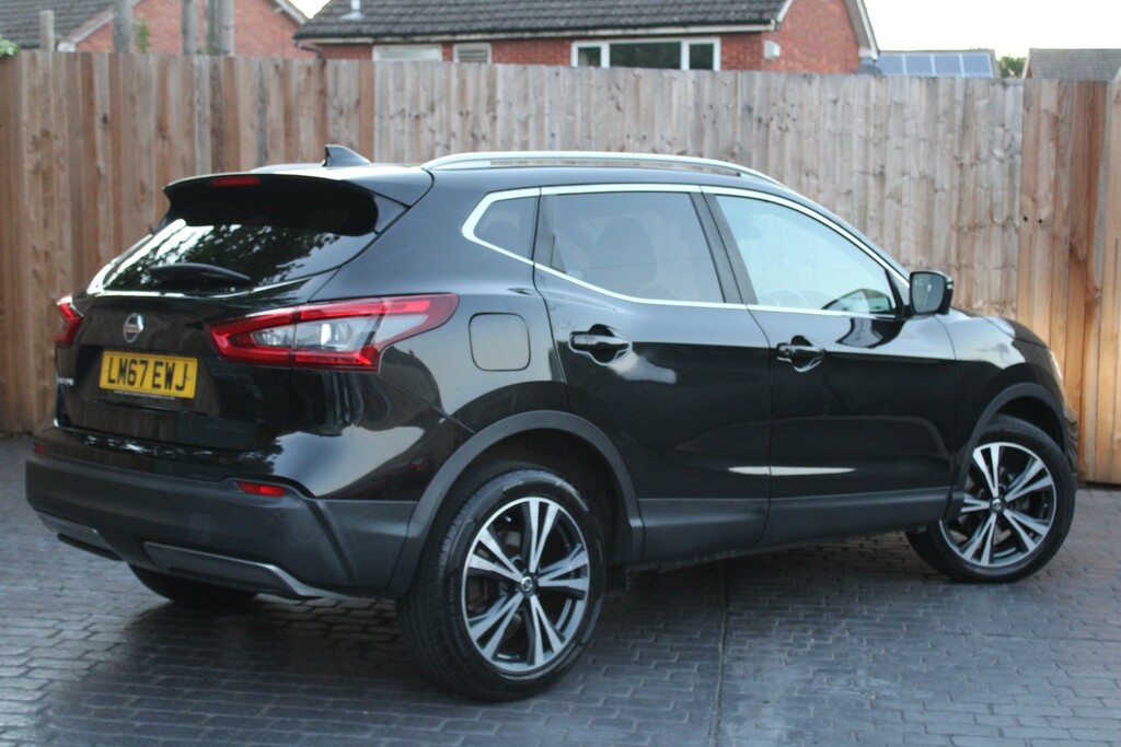 Nissan Qashqai 1.2 Dig-t N-connecta Black #3
