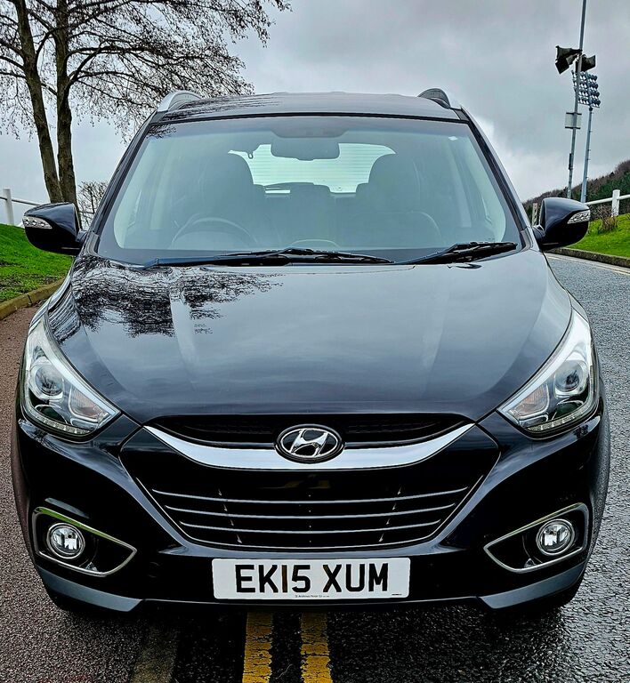 Hyundai Ix35 2.0 Crdi Se Suv 4Wd Euro 5 Nav Black #3