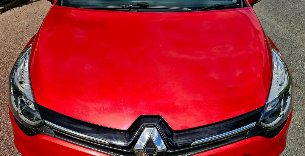 Renault Clio Clio Hatchback Red #3