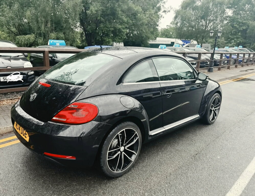 Volkswagen Beetle 2.0 Tdi Design Hatchback Euro 5 Black #4