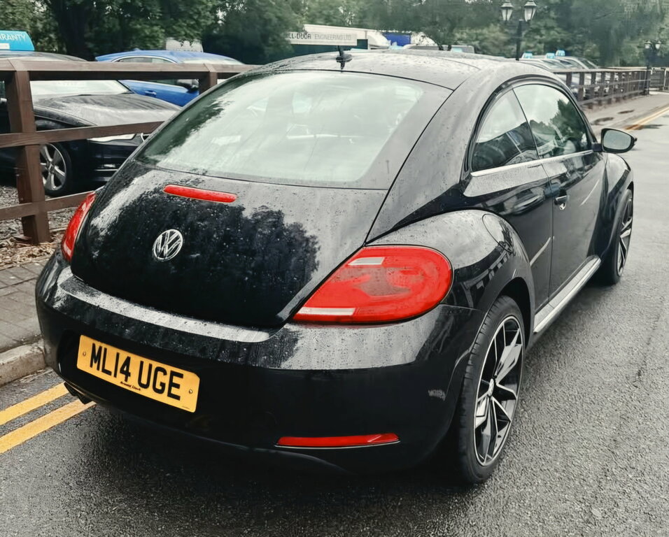 Volkswagen Beetle 2.0 Tdi Design Hatchback Euro 5 Black #3