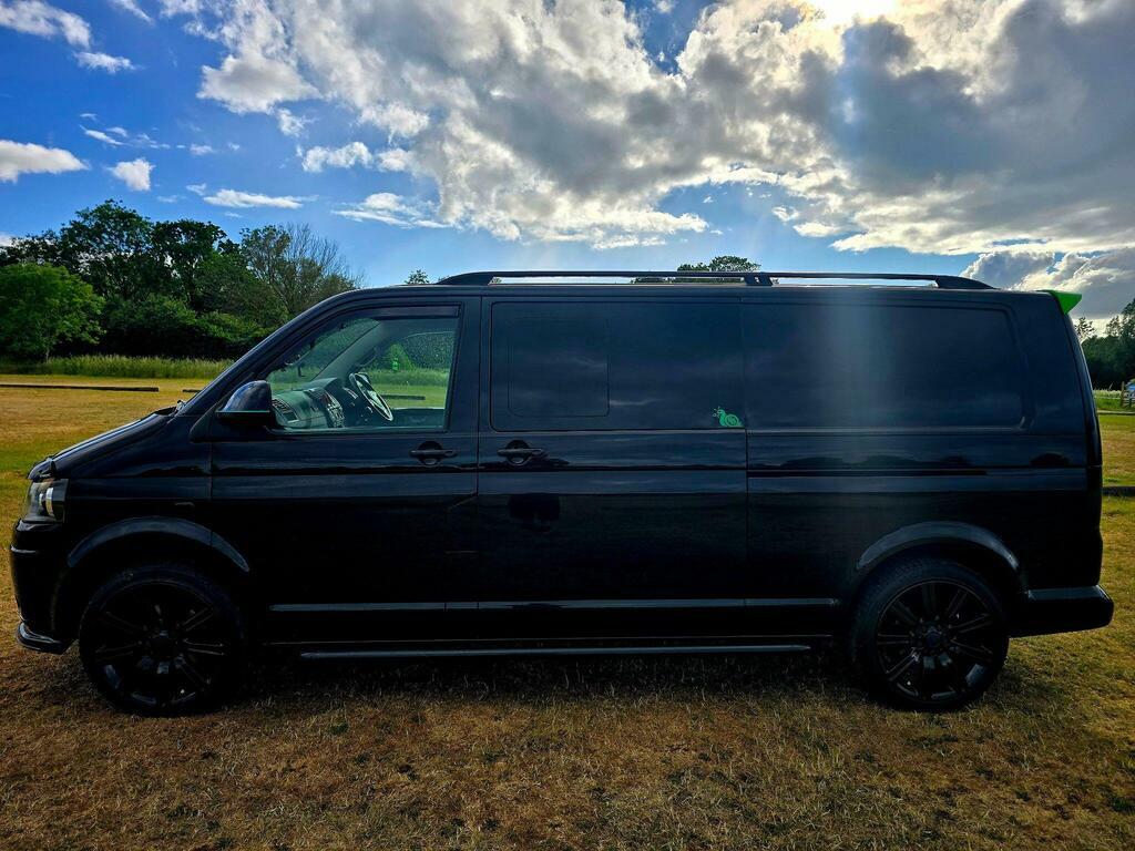 Volkswagen Transporter White #8