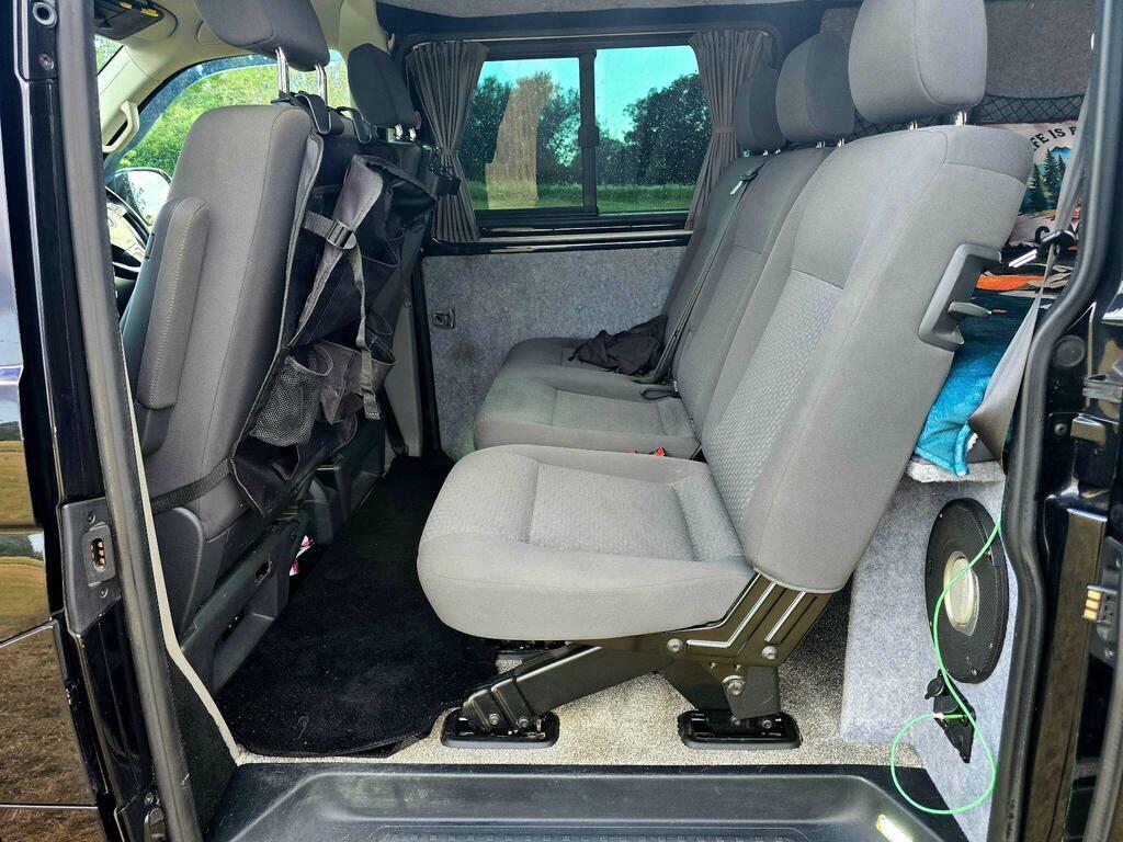 Volkswagen Transporter White #16