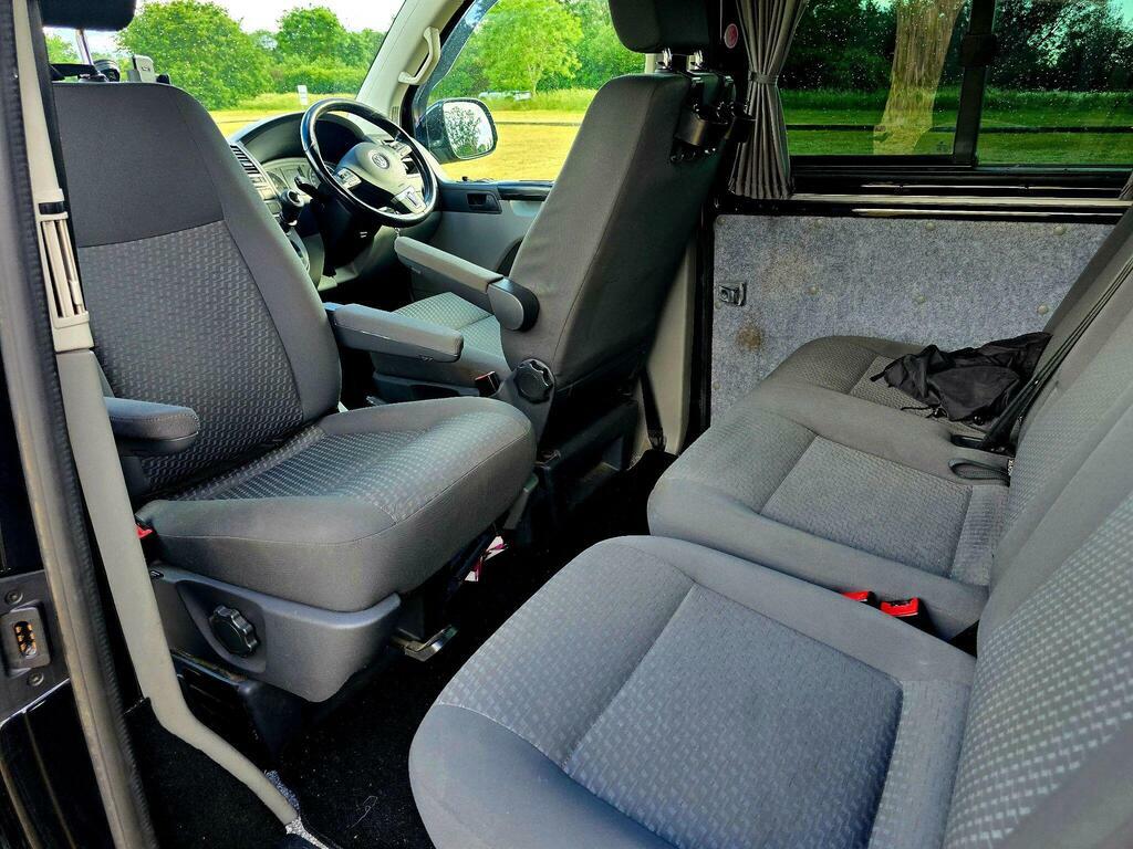 Volkswagen Transporter White #19
